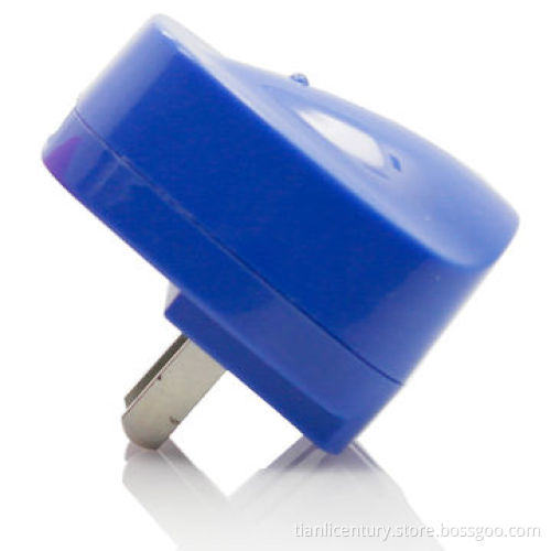 2.1A Universal Wall Charger for iPad and Samsung Tablets, with 100 to 240V Input